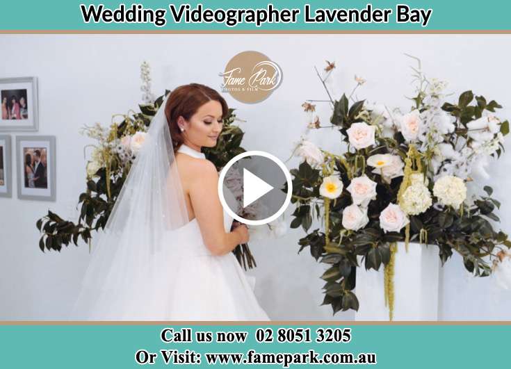 The Bride holding a bouquet of flowers Lavender Bay NSW 2060