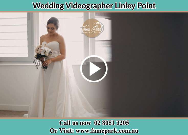 The Bride holding a bouquet of flowers Linley Point NSW 2066